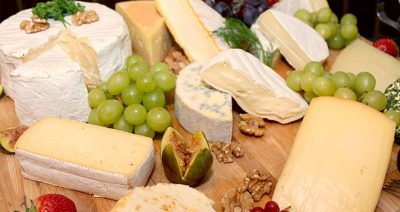 チーズはビタミンA・B2が豊富で美肌・腸内環境に効果